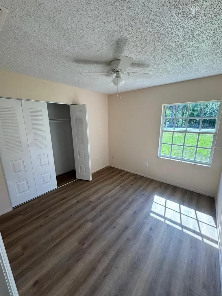 619 Silver Pass Ocala FL 34472
