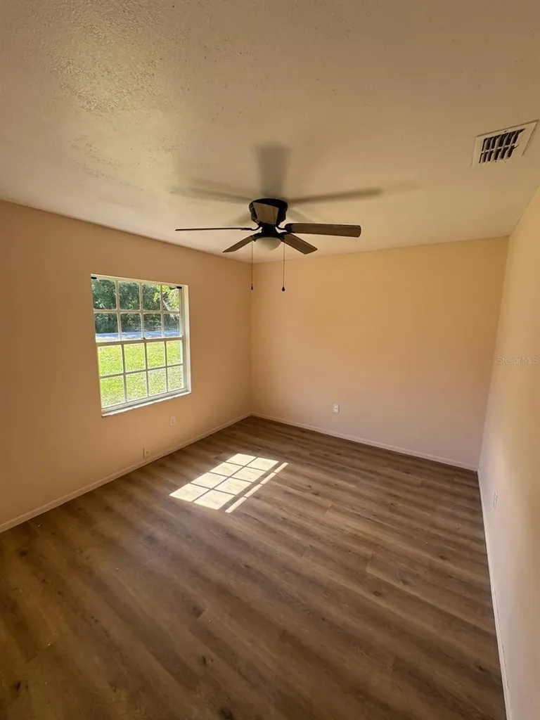 619 Silver Pass Ocala FL 34472