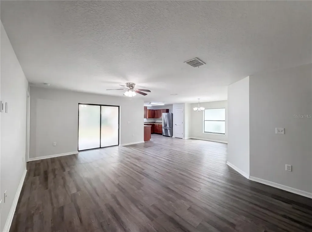 2440 Bracknell Forest Trail Tavares FL 32778