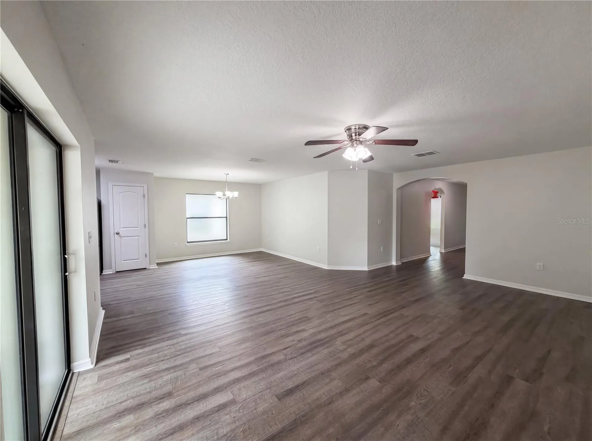 2440 Bracknell Forest Trail Tavares FL 32778