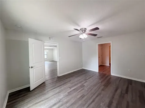 2440 Bracknell Forest Trail Tavares FL 32778