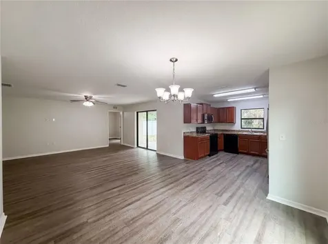 2440 Bracknell Forest Trail Tavares FL 32778