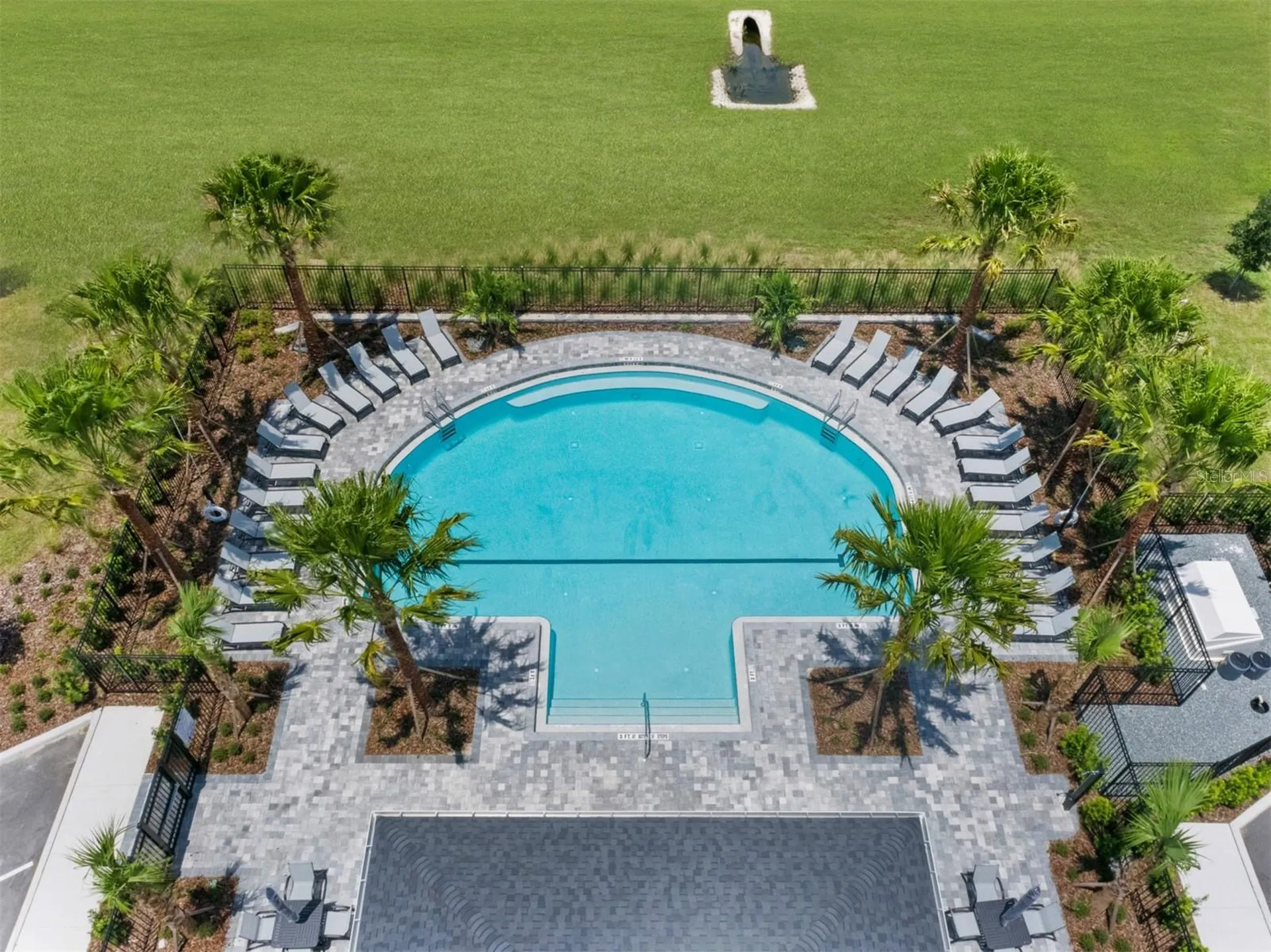 2816 Camellia Flower Street Apopka FL 32703