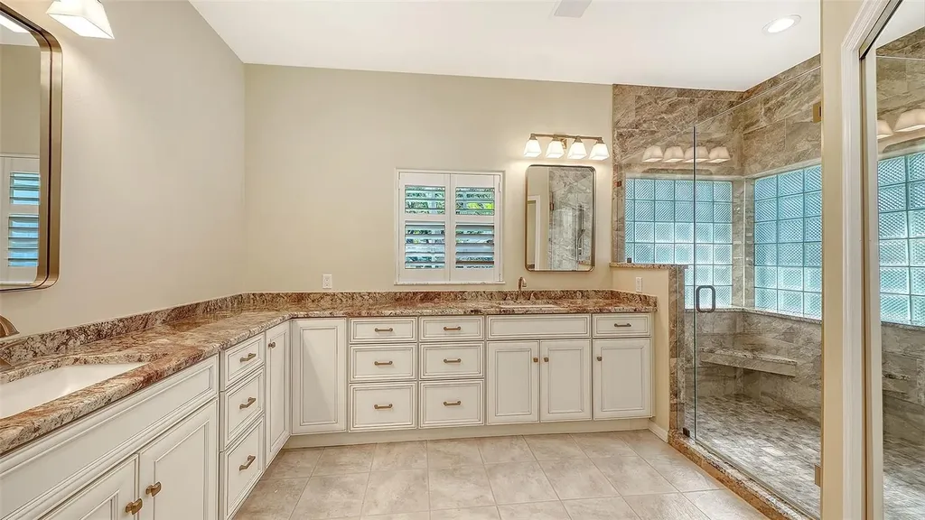 2869 Sandringham Place Sarasota FL 34235