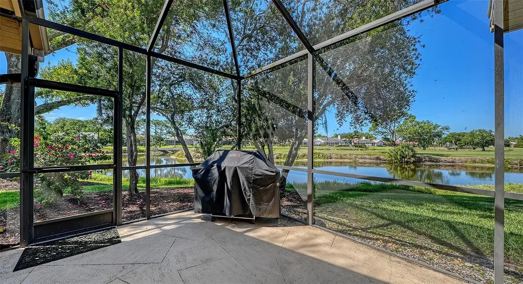 2869 Sandringham Place Sarasota FL 34235