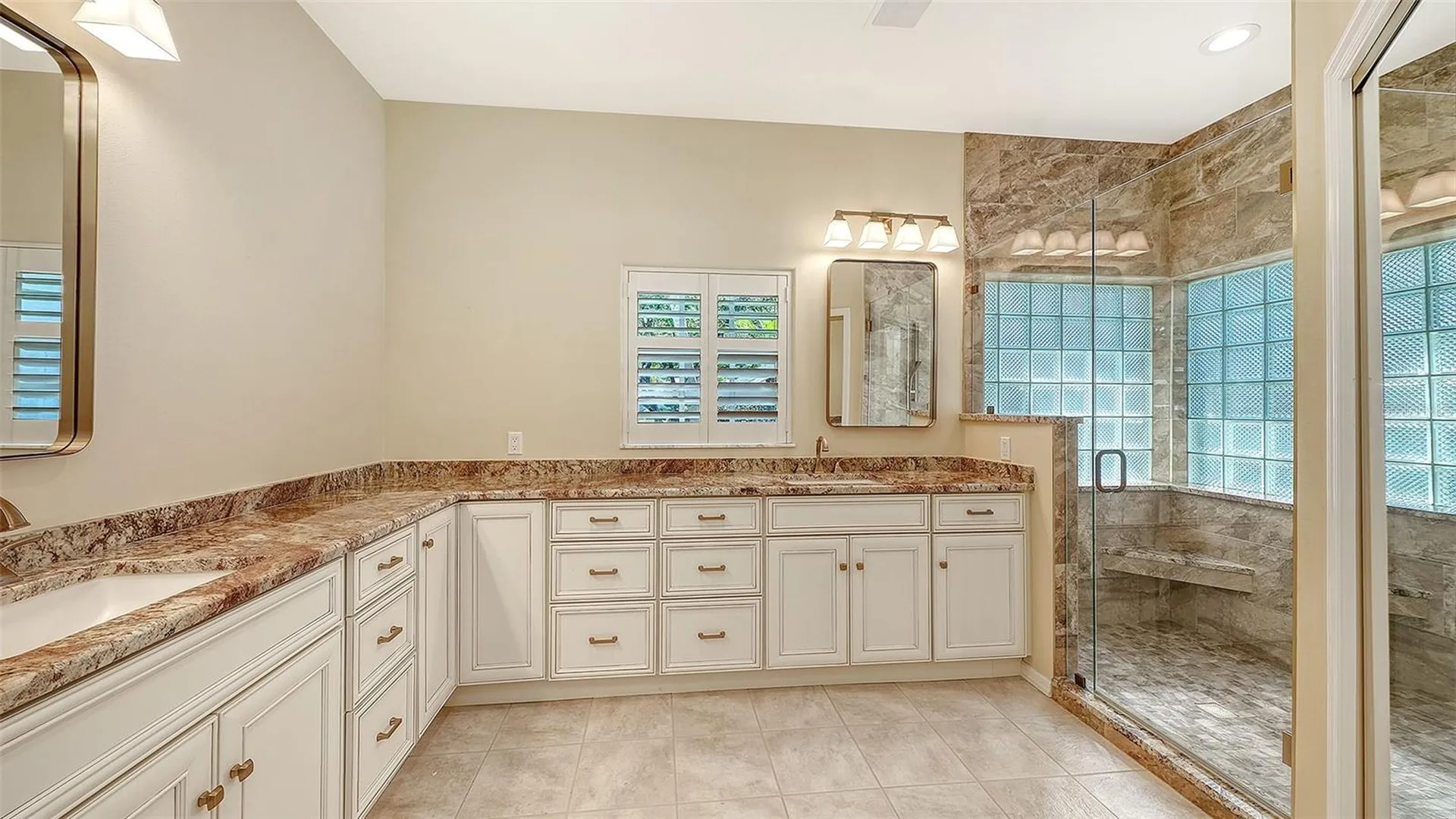 2869 Sandringham Place Sarasota FL 34235