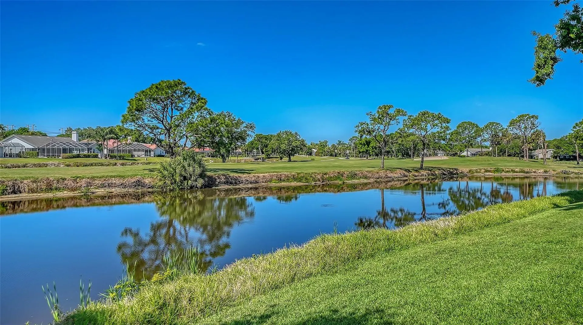 2869 Sandringham Place Sarasota FL 34235