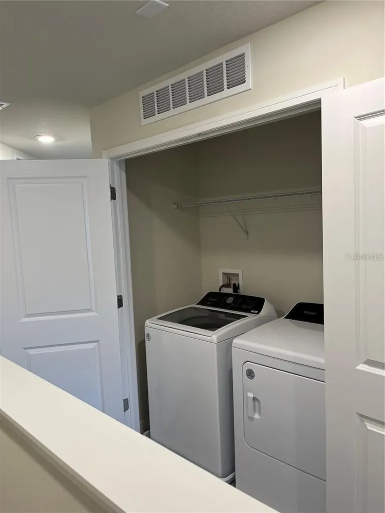 2738 Fetching Trail Davenport FL 33896