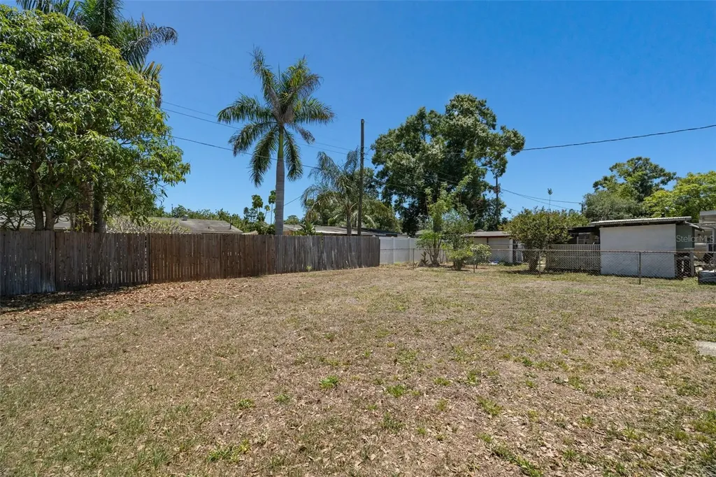 8173 55th Street N Pinellas Park FL 33781