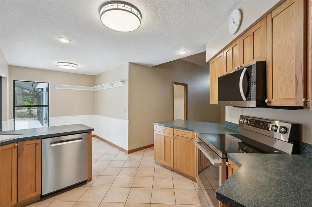 1073 Bent Way Court Apopka FL 32703
