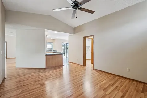1073 Bent Way Court Apopka FL 32703