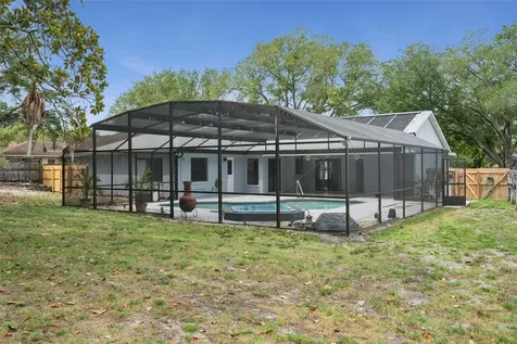 1073 Bent Way Court Apopka FL 32703