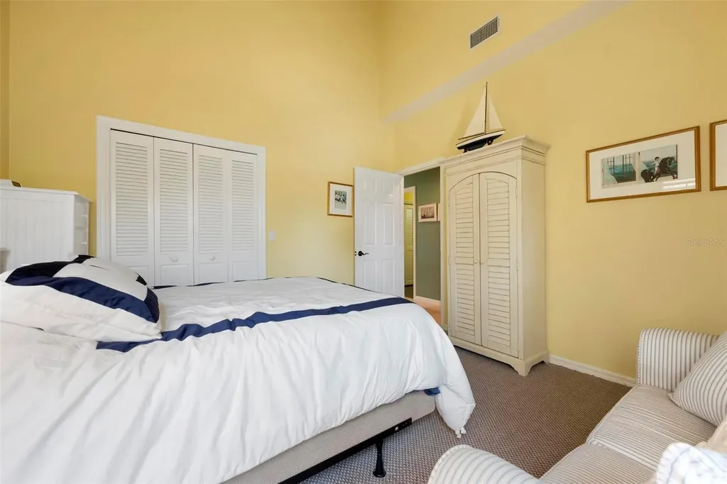 7765 Calle Facil Sarasota FL 34238