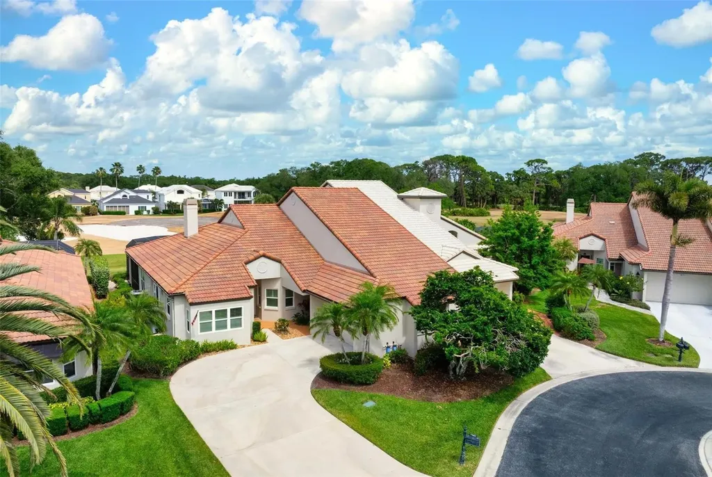 7765 Calle Facil Sarasota FL 34238