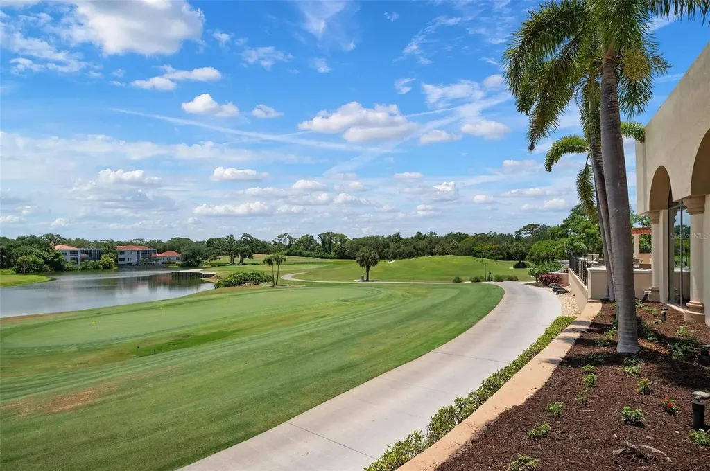 7765 Calle Facil Sarasota FL 34238
