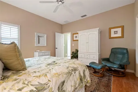 7765 Calle Facil Sarasota FL 34238