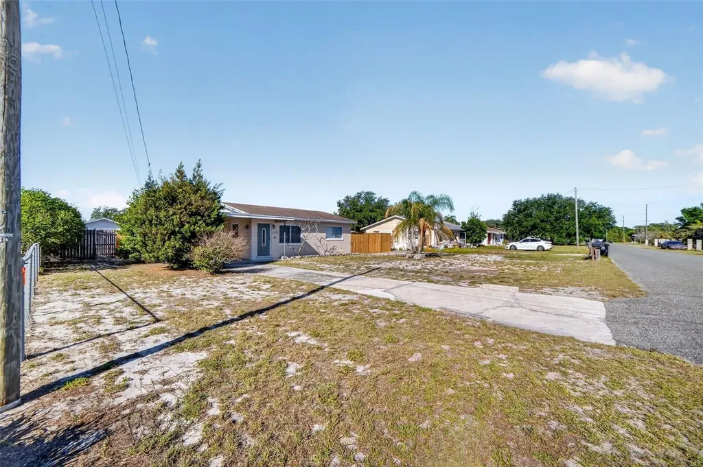 139 Harrison Street Lake Wales FL 33859