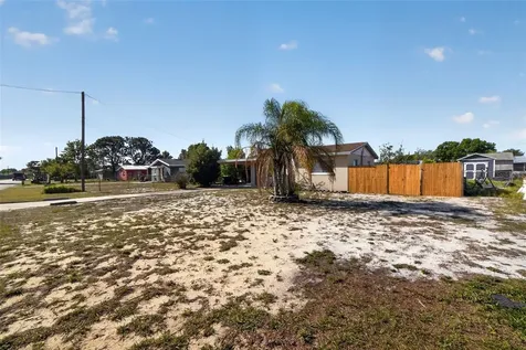 139 Harrison Street Lake Wales FL 33859