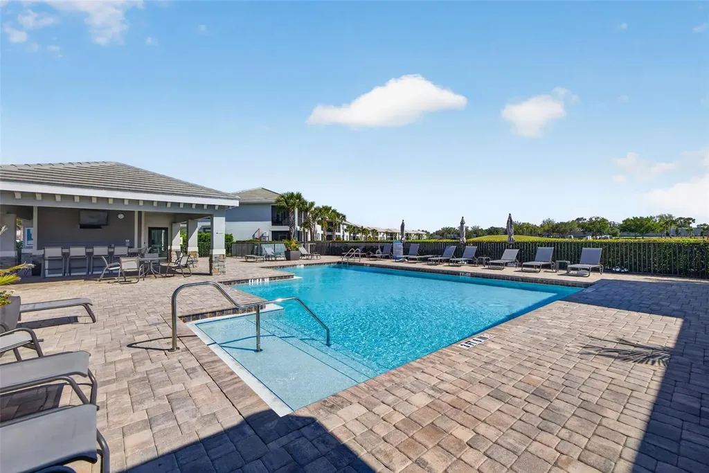 1020 Tidewater Shores Loop Bradenton FL 34208