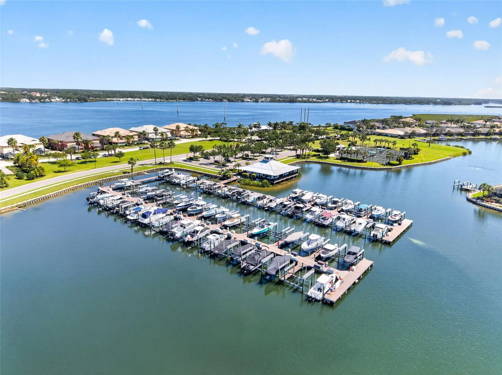 1020 Tidewater Shores Loop Bradenton FL 34208