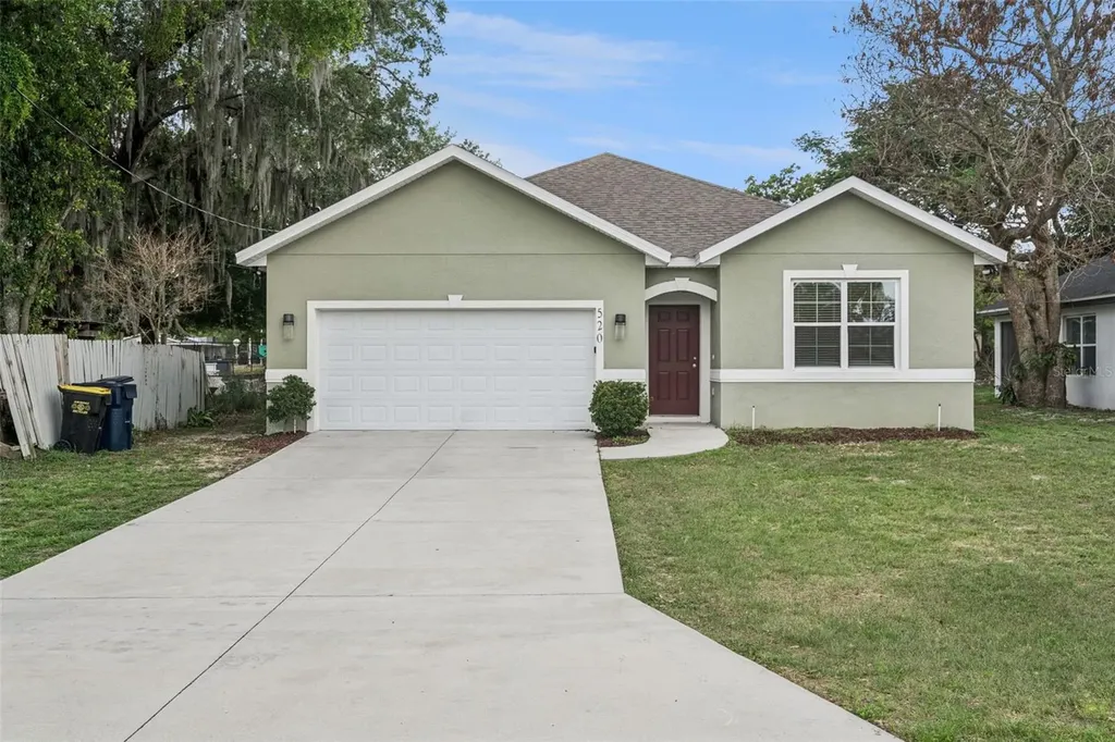 520 Lemon Street Auburndale FL 33823