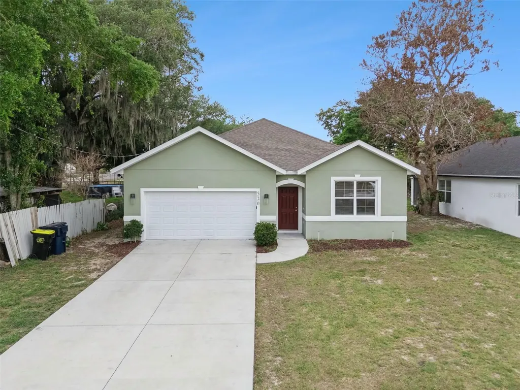 520 Lemon Street Auburndale FL 33823