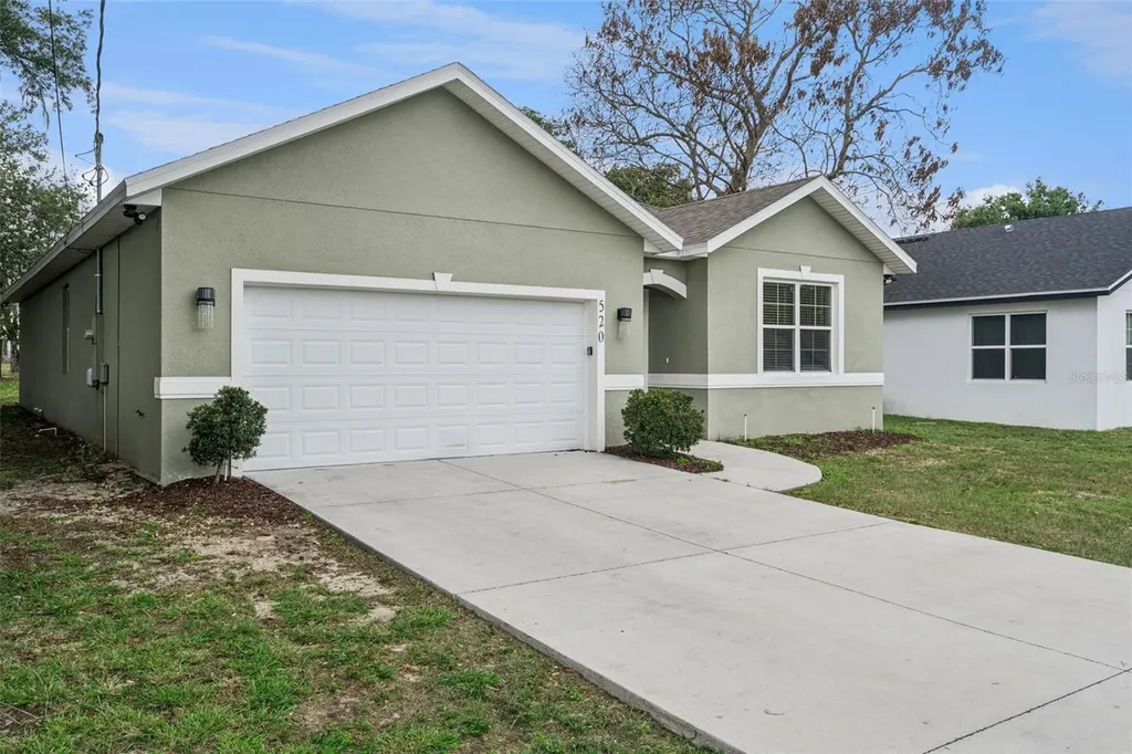 520 Lemon Street Auburndale FL 33823
