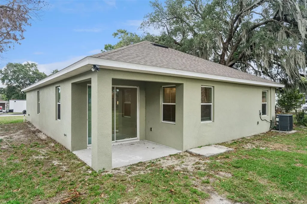 520 Lemon Street Auburndale FL 33823