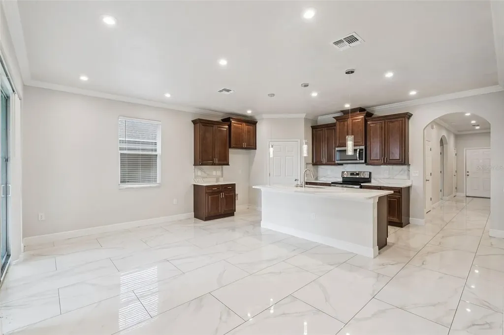 520 Lemon Street Auburndale FL 33823