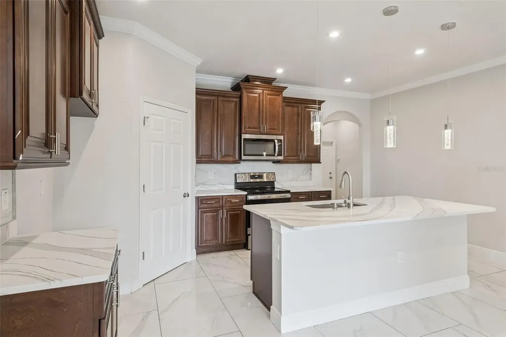 520 Lemon Street Auburndale FL 33823