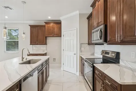 520 Lemon Street Auburndale FL 33823
