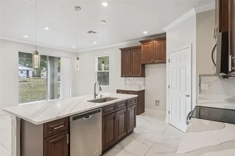 520 Lemon Street Auburndale FL 33823