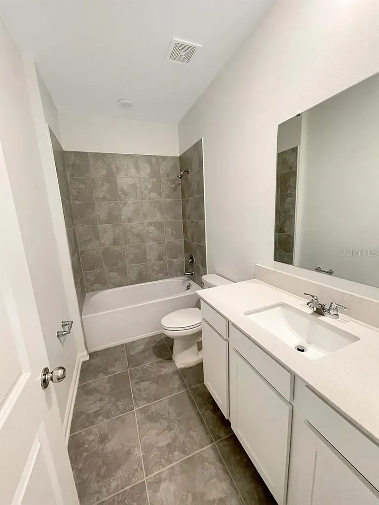 218 Nine Iron Drive Davenport FL 33896