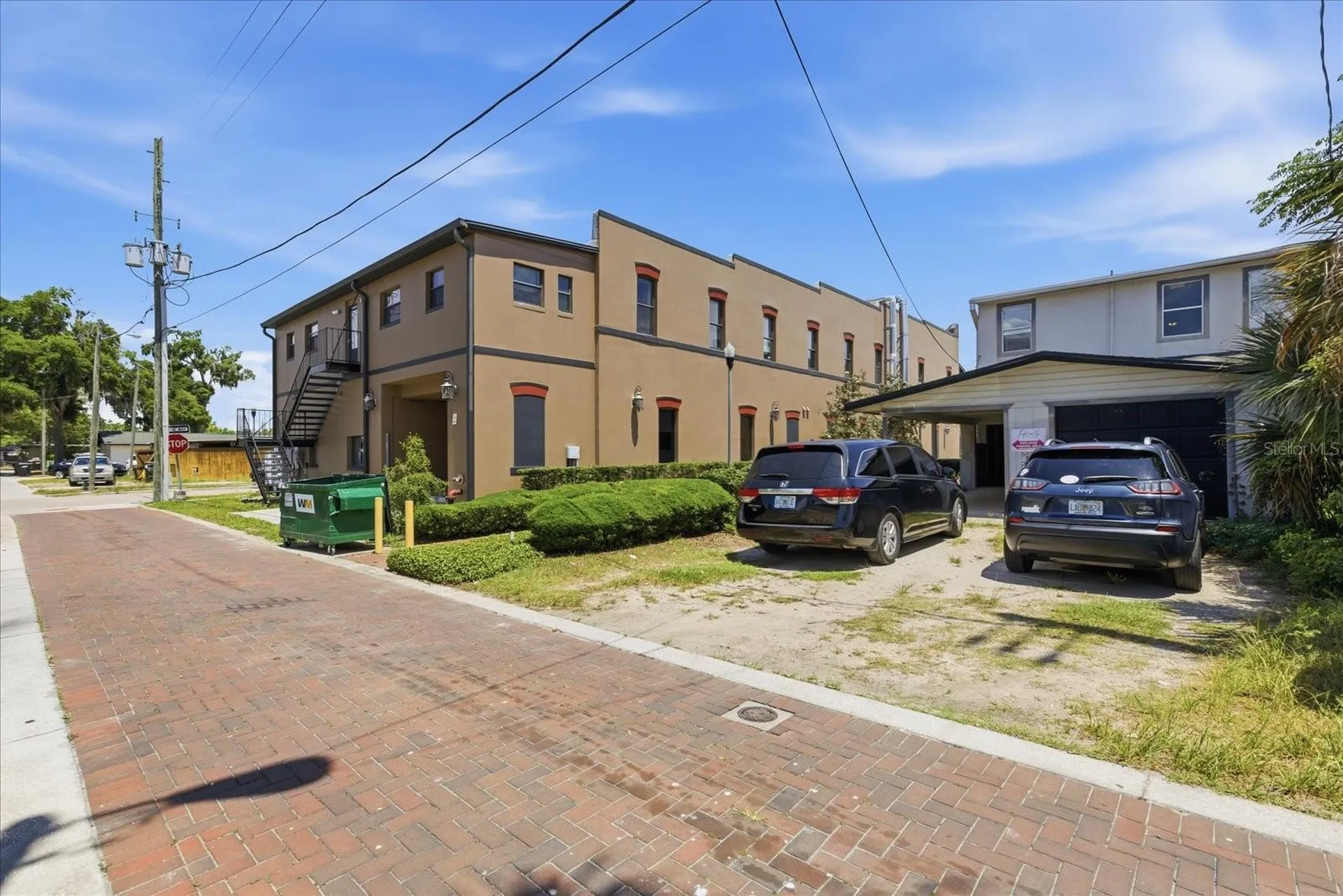 61 N Central Avenue Umatilla FL 32784