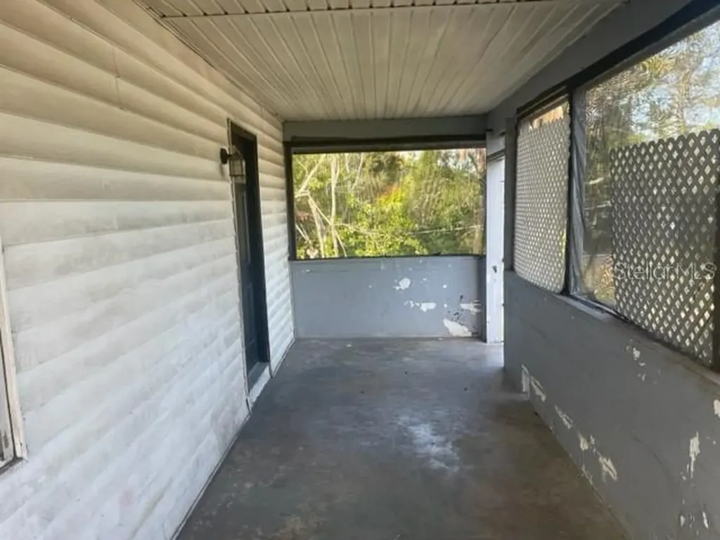 3800 18th Avenue S St Petersburg FL 33711
