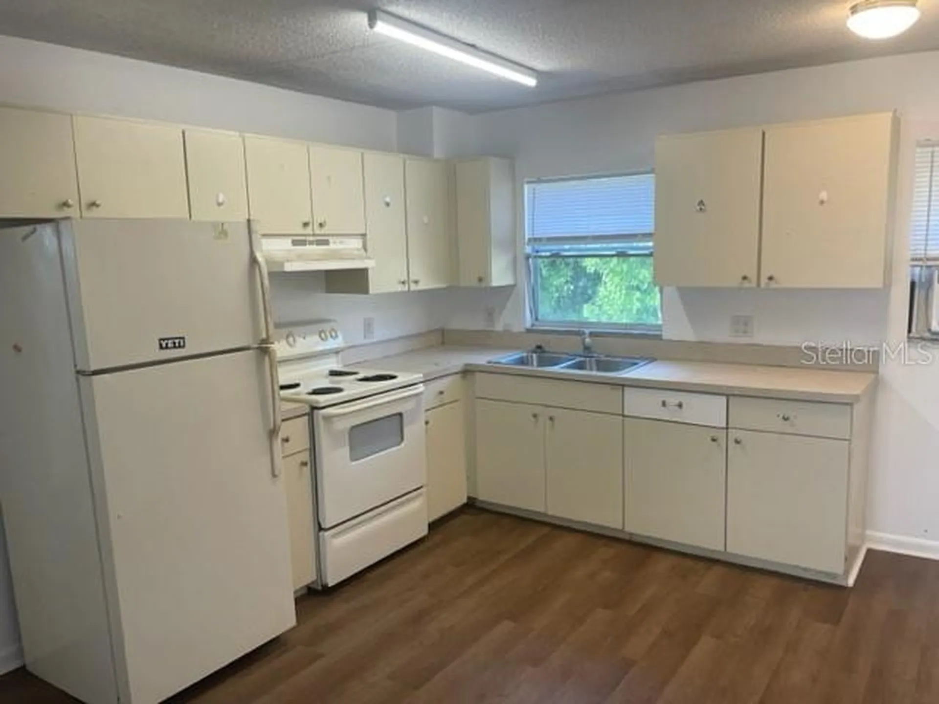 3800 18th Avenue S St Petersburg FL 33711
