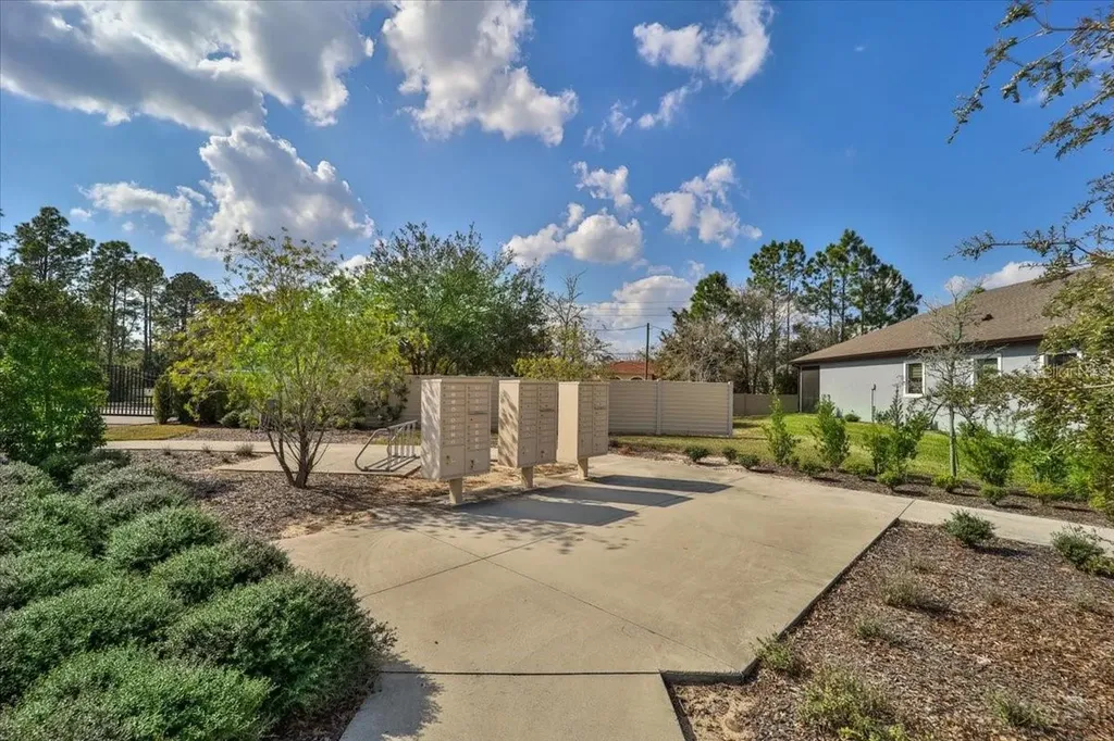 11 Green Circle Palm Coast FL 32164