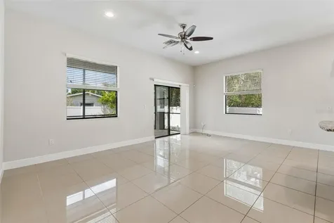 2311 W Aileen Street Tampa FL 33607