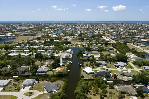 3000 Banyan Way Punta Gorda FL 33950