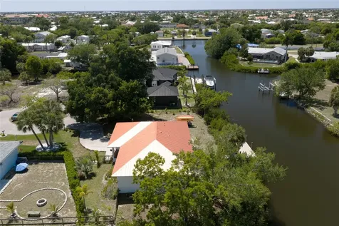 3000 Banyan Way Punta Gorda FL 33950
