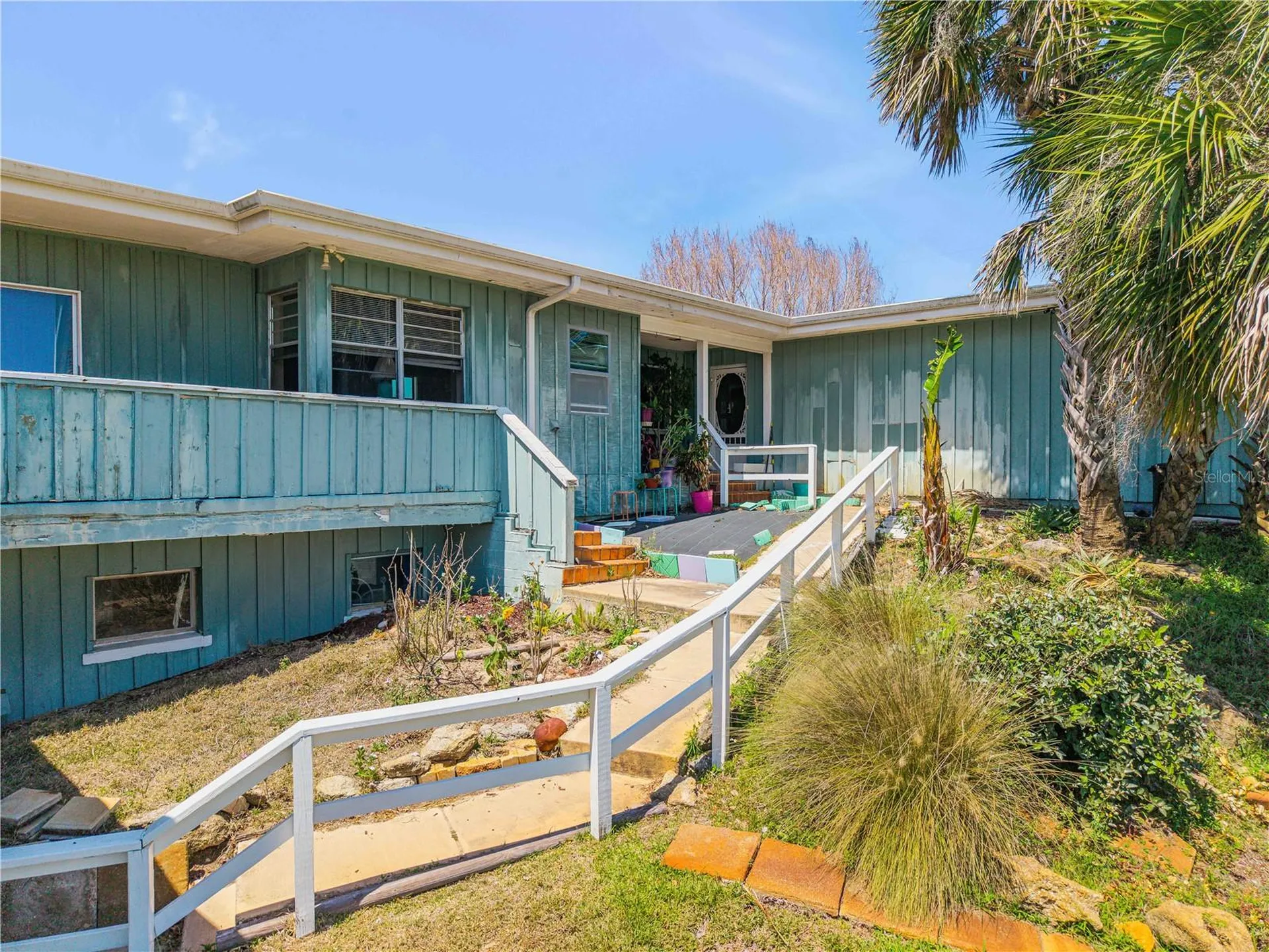 401 Driftwood Avenue Daytona Beach FL 32118