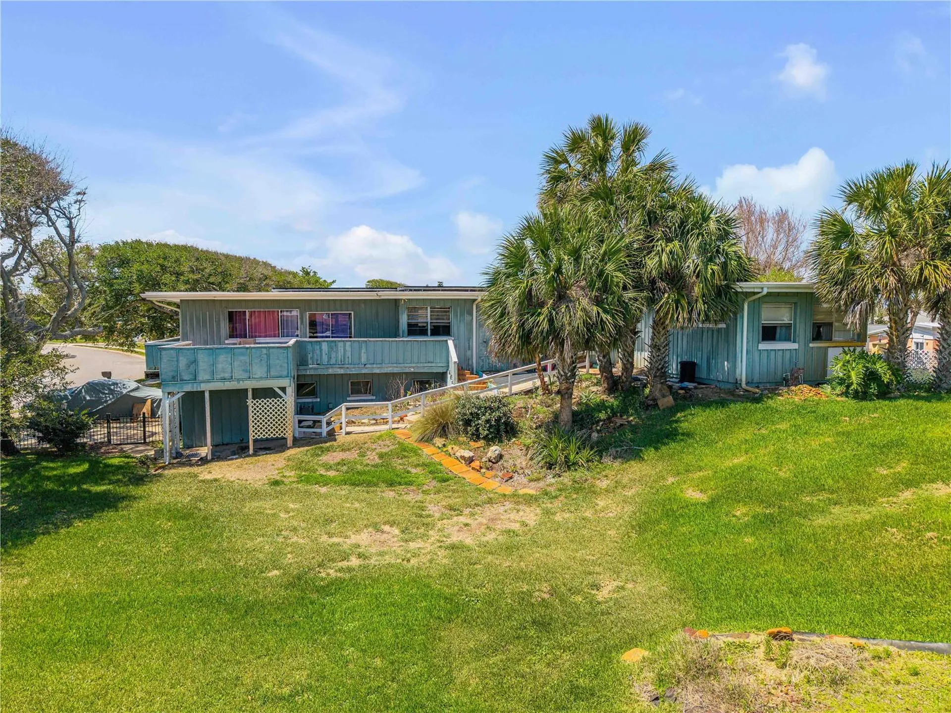 401 Driftwood Avenue Daytona Beach FL 32118