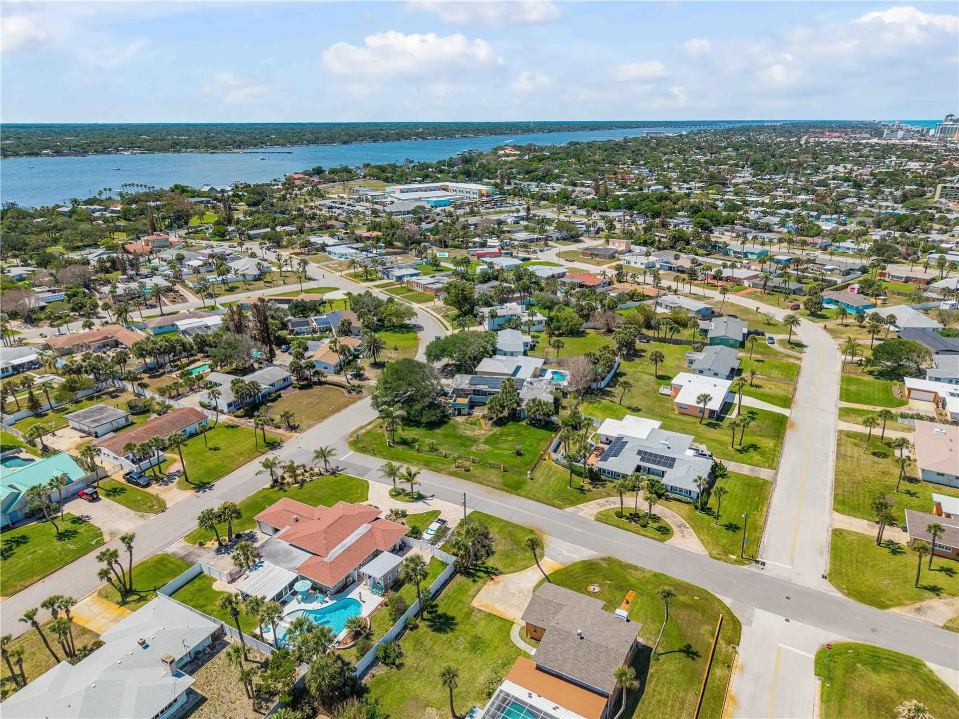401 Driftwood Avenue Daytona Beach FL 32118