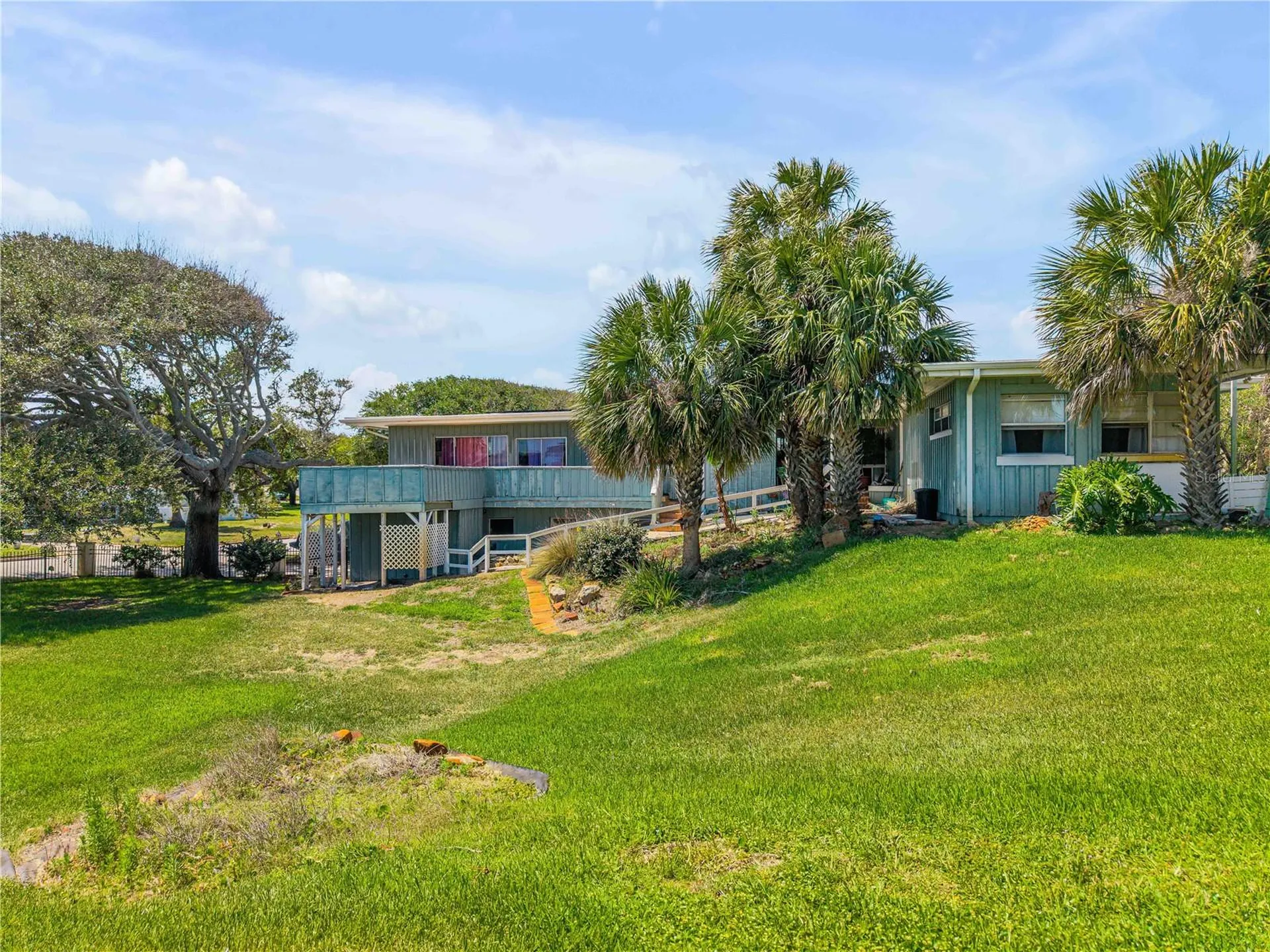 401 Driftwood Avenue Daytona Beach FL 32118