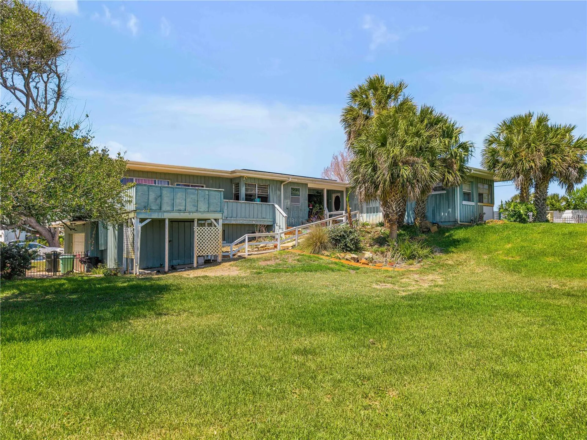 401 Driftwood Avenue Daytona Beach FL 32118