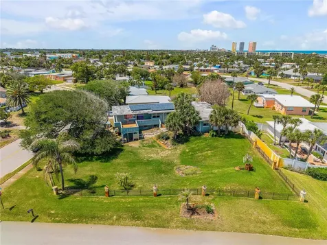 401 Driftwood Avenue Daytona Beach FL 32118