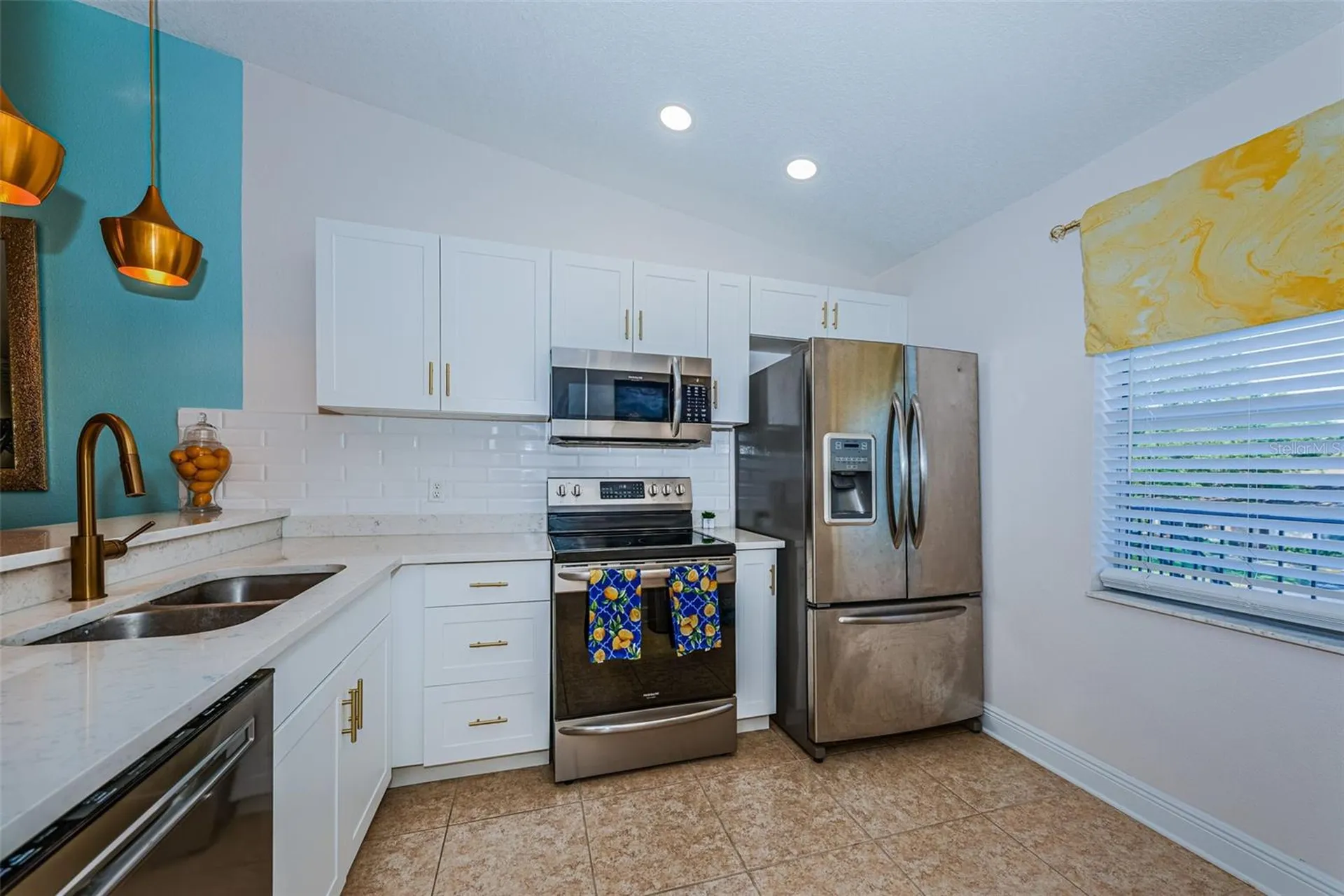 1022 Bowsprit Lane Holiday FL 34691