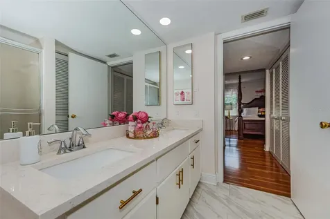 1022 Bowsprit Lane Holiday FL 34691