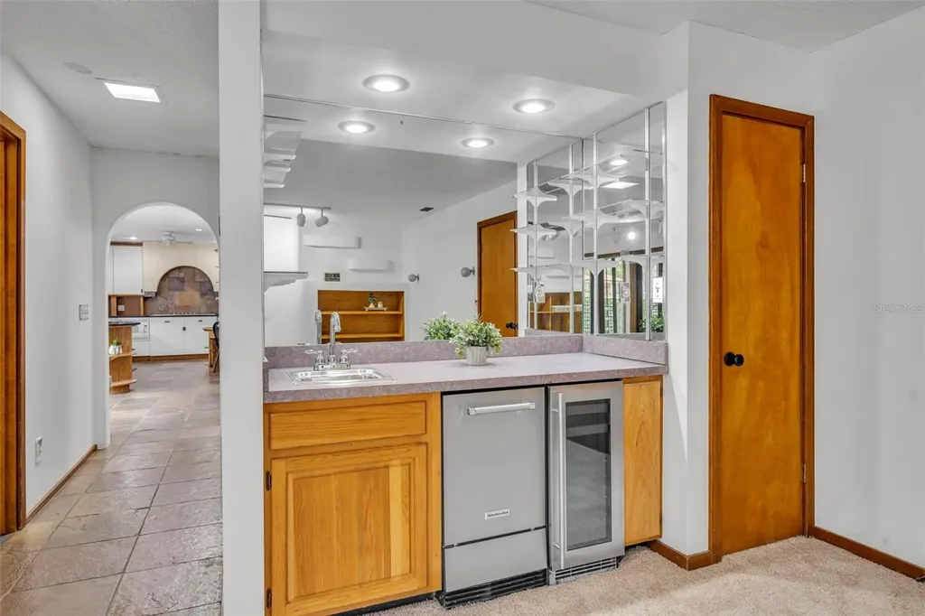 1001 Versailles Court Maitland FL 32751