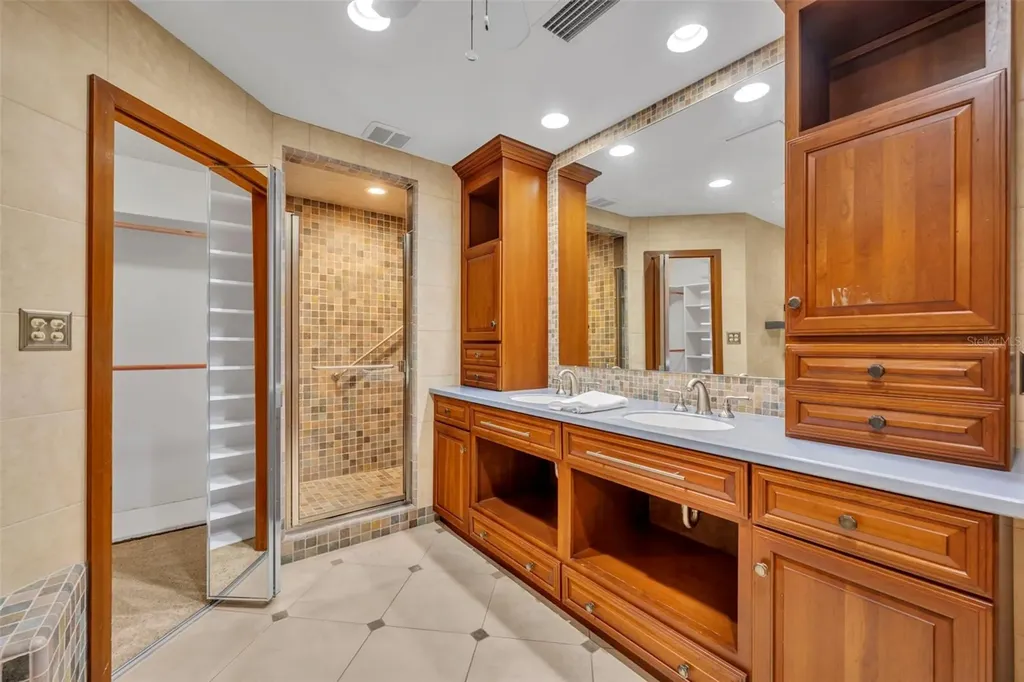 1001 Versailles Court Maitland FL 32751